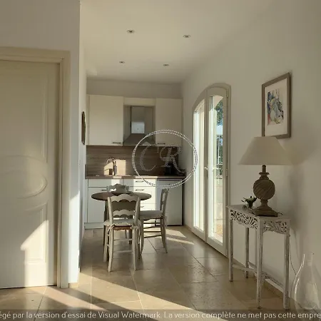 Petite Maison T2 Avec Vue Mer - Aiguebelle * Le Lavandou